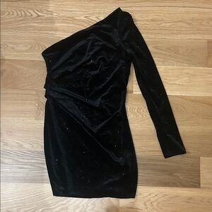 H&M Black One-Shoulder Dress